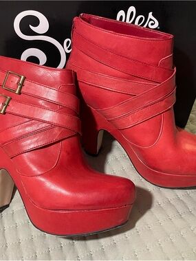 Seychelles Red Strappy Platform Ankle Boots
